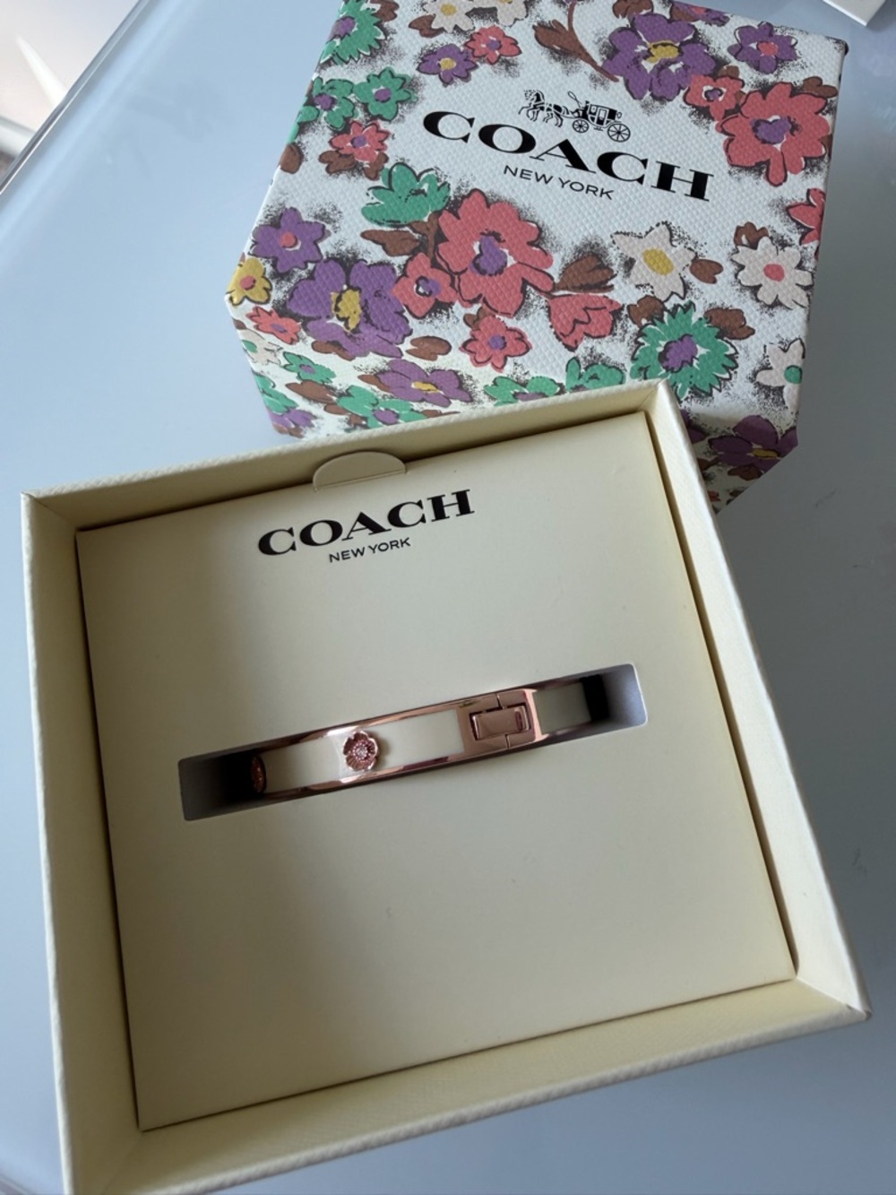 Viral Coach cream rose Gold tea rose Hinged Bangle Bracelet boxed